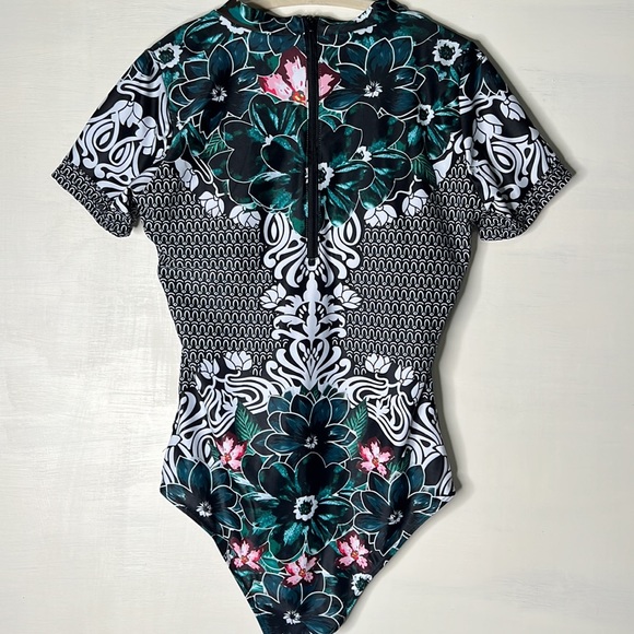 One Piece Swim Suit - Picture 4 of 6